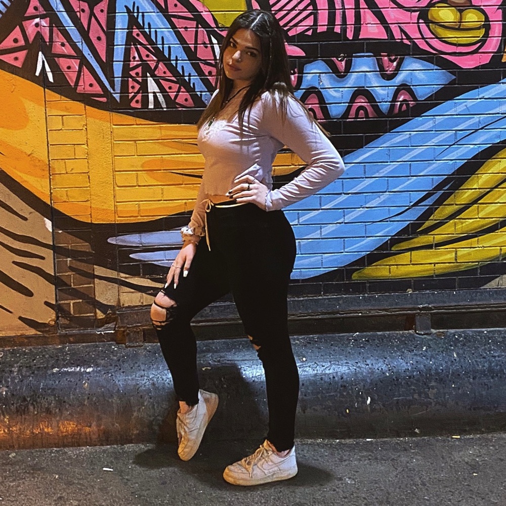 Meet your Posher, Sara